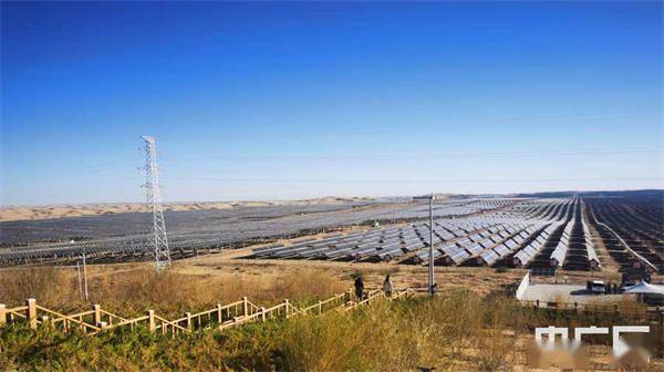 内蒙古包头：光伏风电产业快速发展