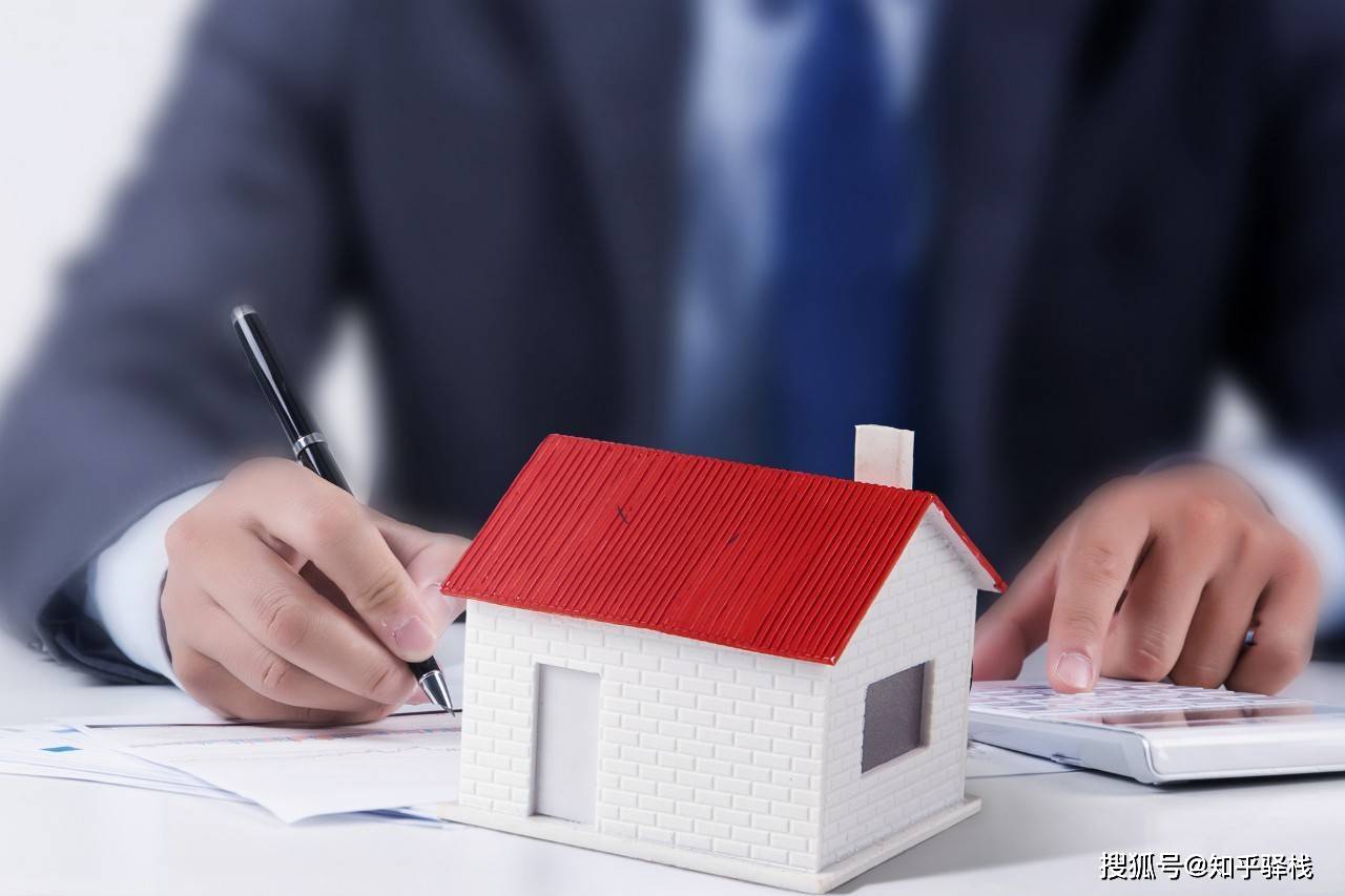 利好政策接连出台，助推房地产市场加快复苏 政策加减法为楼市注入“活水”