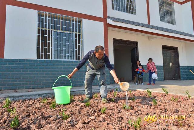 “让每一个村民都过上好日子”