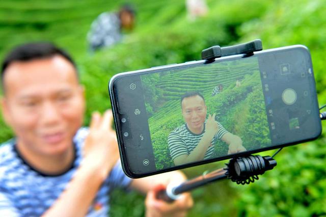 带着山货上直播