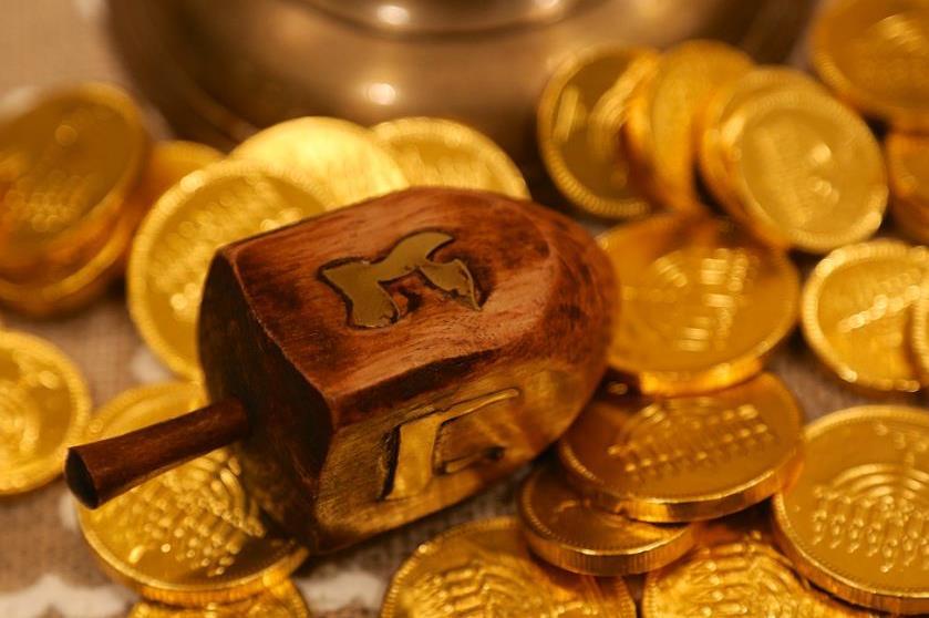 “黄金热”背后暗藏黄金骗局 提高警惕！“金融导师”骗人跳入“黄金坑”