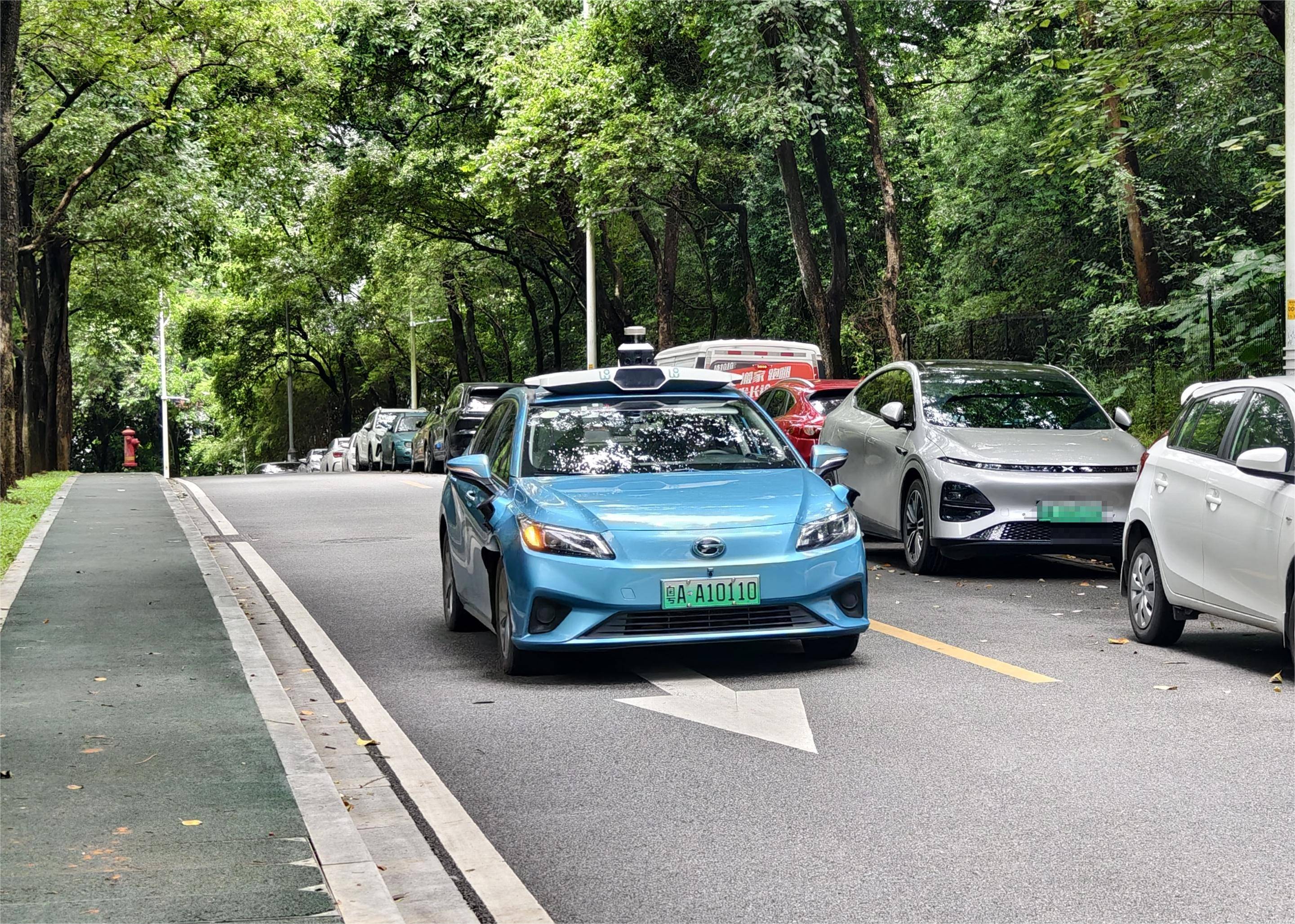 无人驾驶概念持续火爆！多家上市公司回应与萝卜快跑合作情况