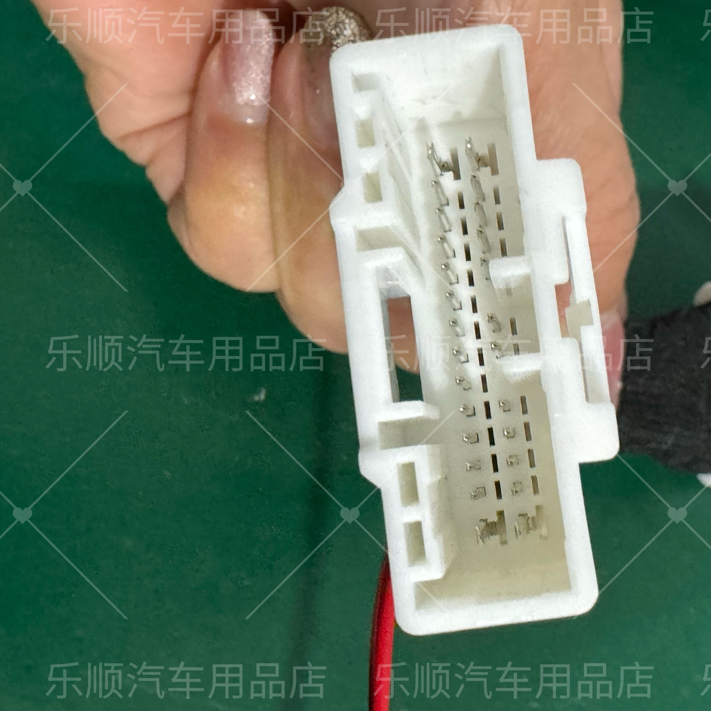 特斯拉公开汽车电子线束连接器设计，上市公司回应来了