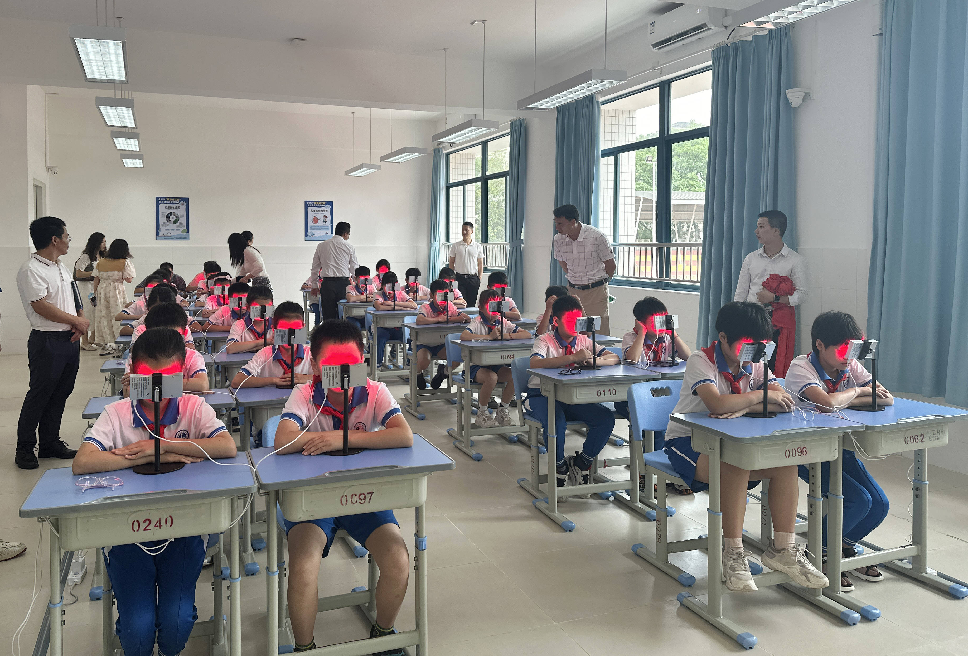 聚焦儿童近视防控与视觉健康管理 银海眼科受邀出席“2024西部国际近视防控与视觉健康论坛”
