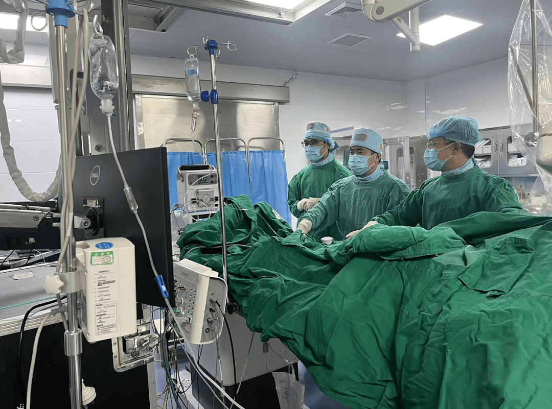 以“冻”制动！四川蓝生脑科医院心血管内科成功开展首例房颤冷冻球囊消融术
