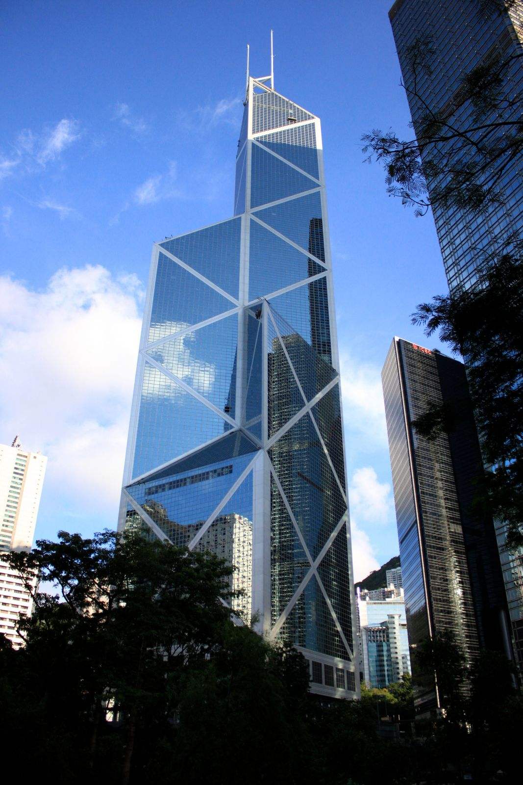 Premia中银香港沙特伊斯兰国债ETF首日在港上市 梁凤仪：希望沙特、香港与内地走廊可复制至其他海湾国家