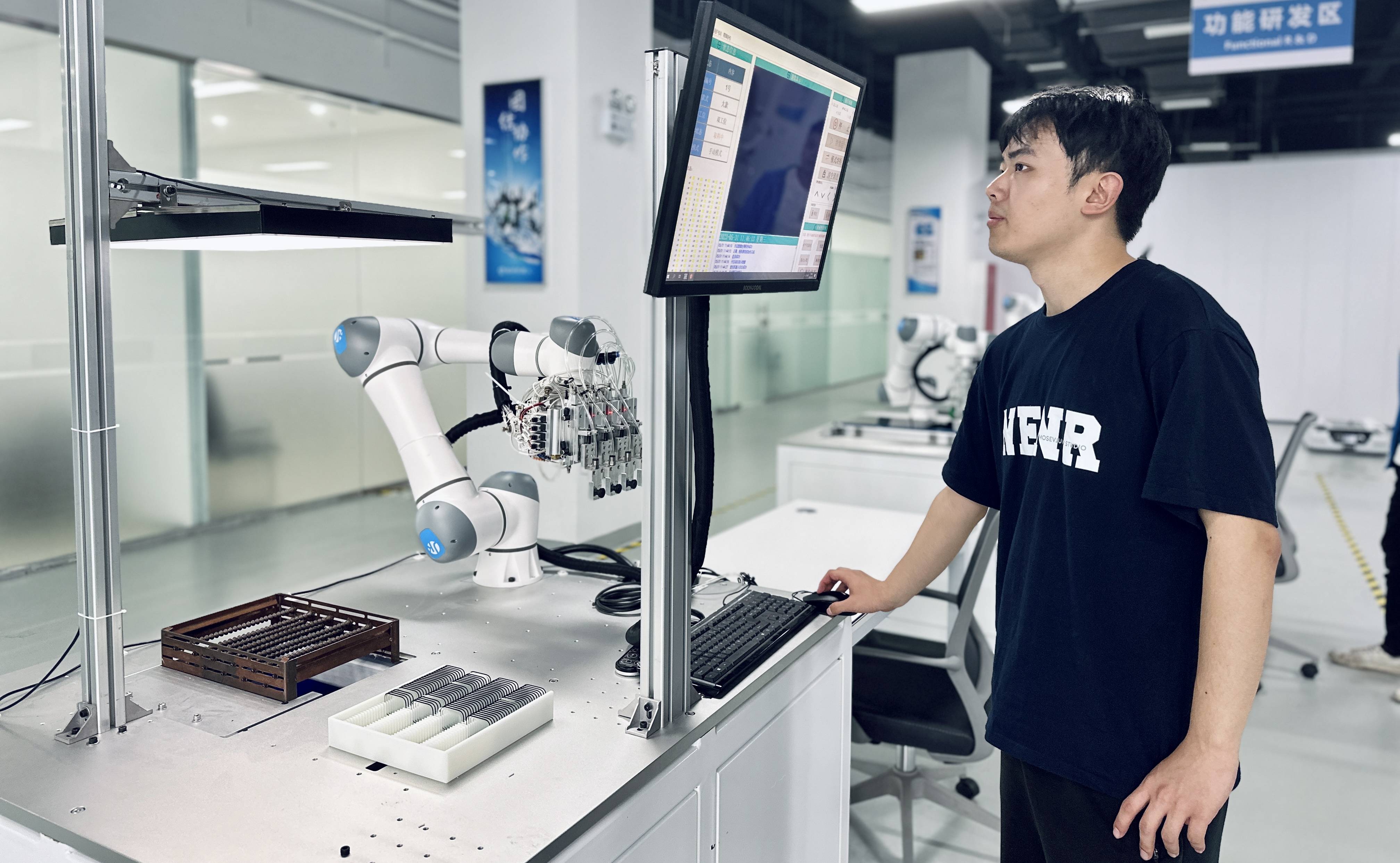 舒泰神拟定增募资用于创新药研发等；均胜电子机器人业务营收占比不到0.1%丨公告精选