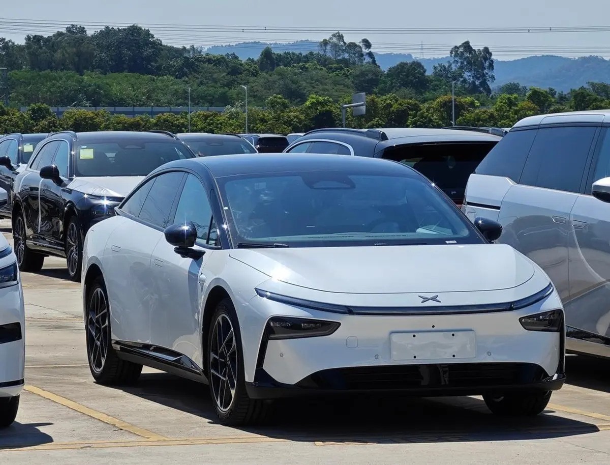 小鹏汽车：未来两年将年产数千辆自动驾驶出租车消息不实